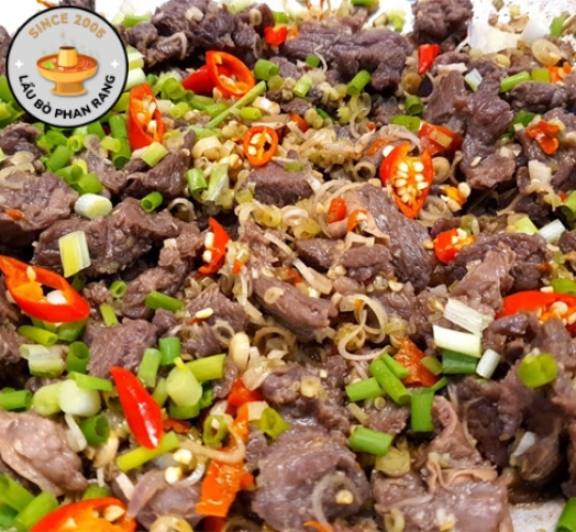 Bò Xào Xả Ớt