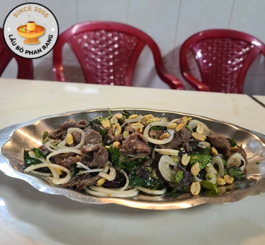 Bò Tái Chanh